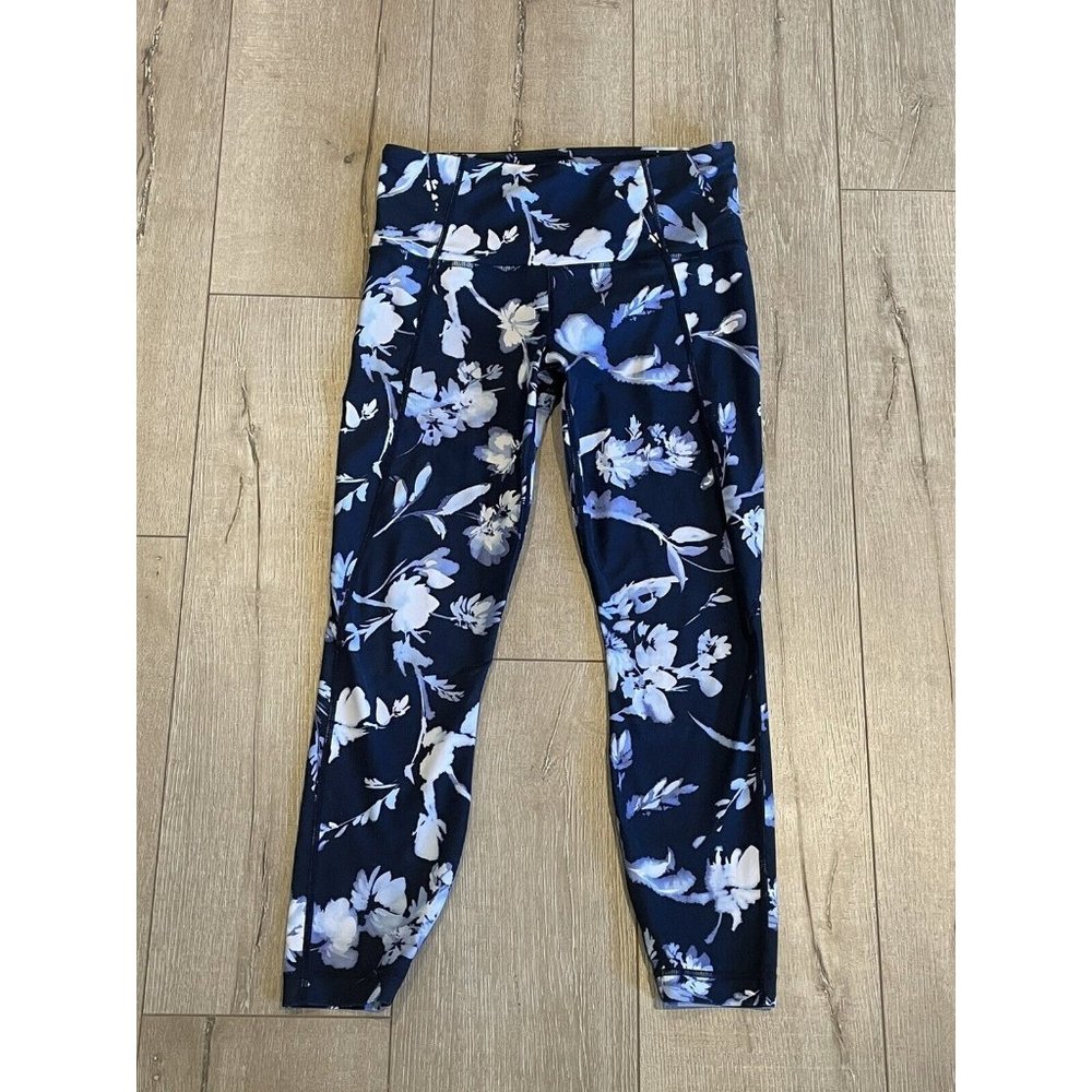 Athleta Salutation Water Flower Leggings Size SP